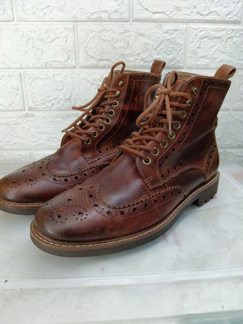 Clarks wingtip cheap boots