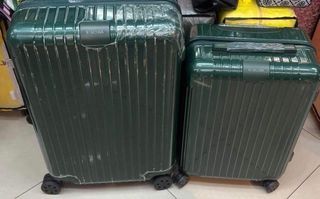 CLEARANCE SALE Essentials Polycarbonate Carry on Suitcase Cabin Hand Carry Size Luggage in Dark Green Trolley Travel Bag