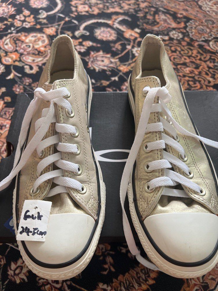 CONVERSE bundle UK 6.5 Men s Fashion Footwear Sneakers on Carousell