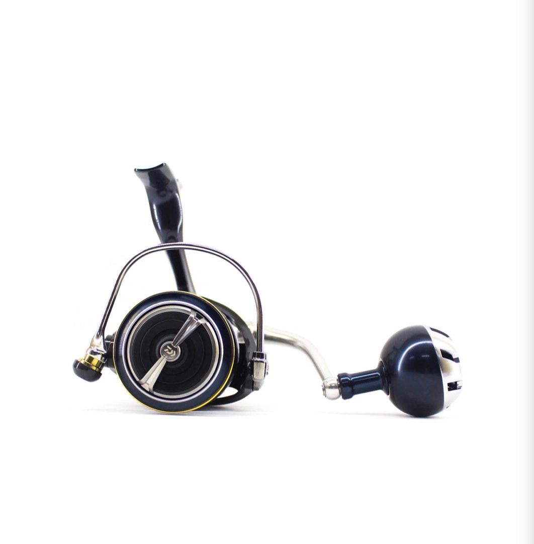 Daiwa Reel Spinning 24 Certate SW 5000-XH (0032) acheter à prix bas - livraison gratuite, avis réels avec des photos