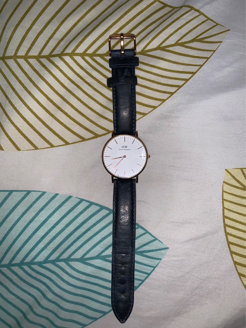 Harga jam daniel deals wellington classic st mawes