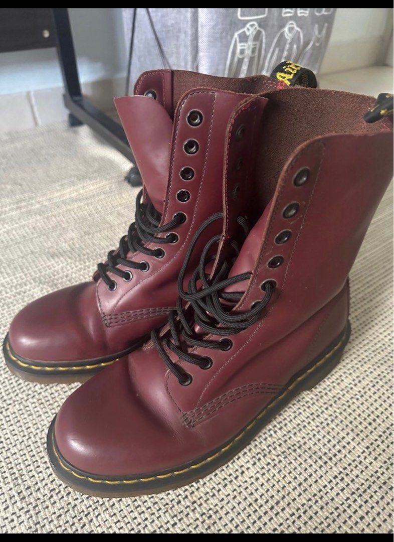 Dr martens cherry red 40 online