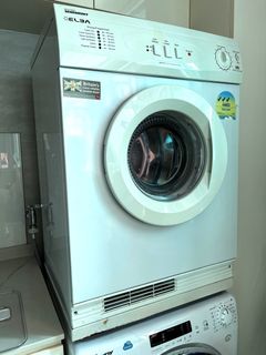 (Category: ) located in . Submitted by astoundingkitchenette (Listing ID 1269953103, Image 1). Description: .