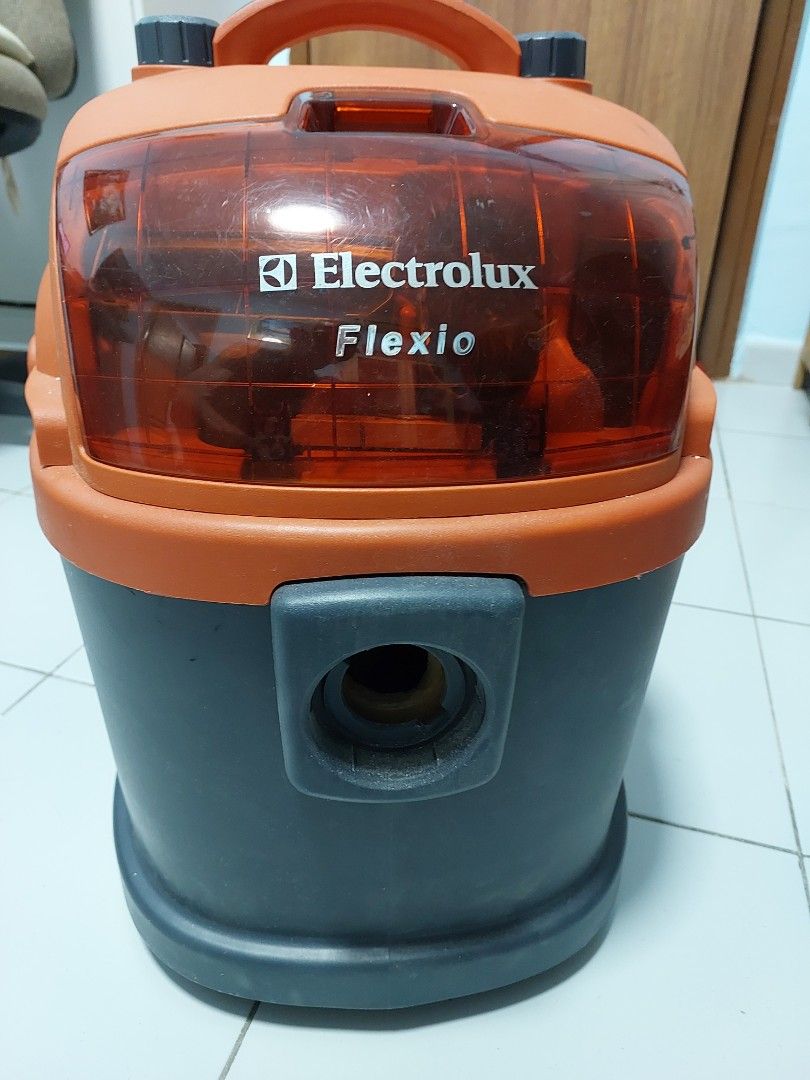 ELECTROLUX FLEXIO Z931, TV & Home Appliances, Vacuum Cleaner