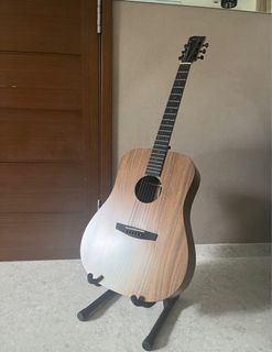 Enya Semi acoustic guitar X1
