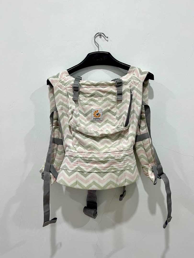 Ergobaby original chevron baby carrier hot sale