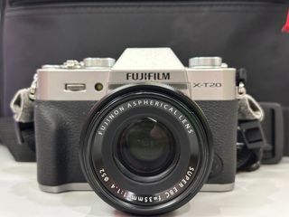 Fujifilm X-T20 /XF 35mm f1.4 R Lens, Photography, Cameras on Carousell