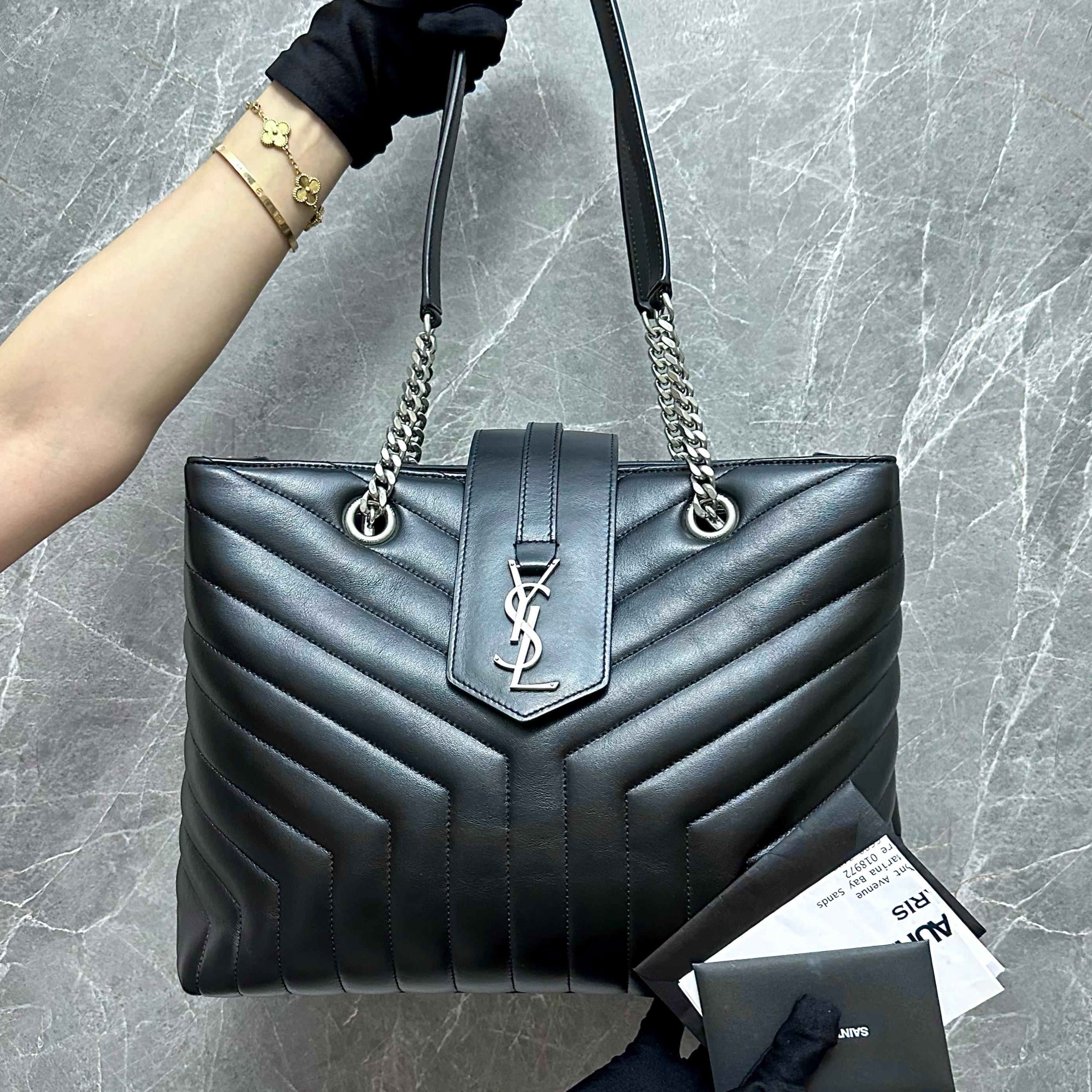 Ysl loulou shopper online