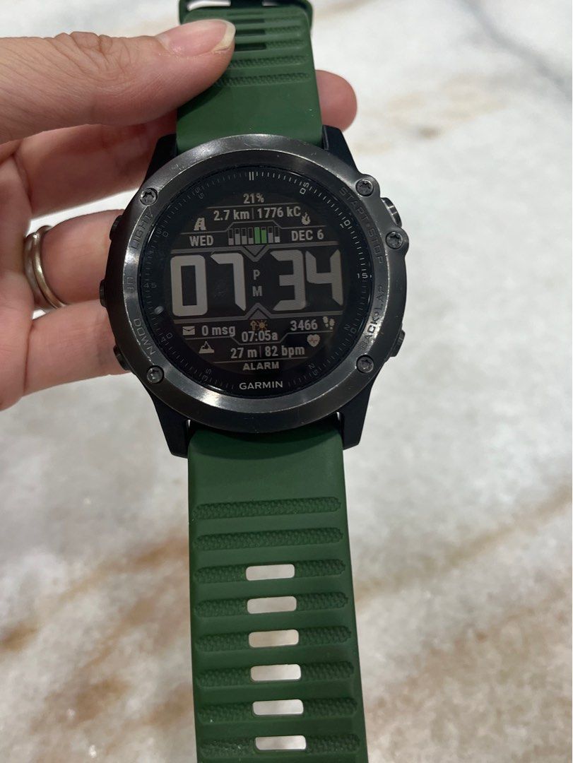 Garmin fenix 3 2024 vs forerunner 935