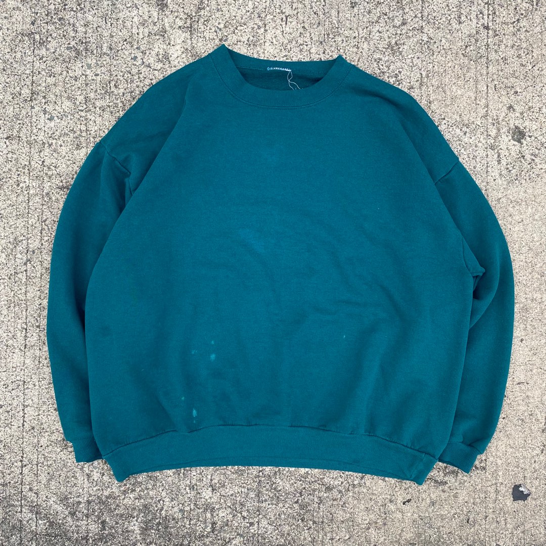Green Blank Sweater, Men's Fashion, Tops & Sets, Hoodies on Carousell