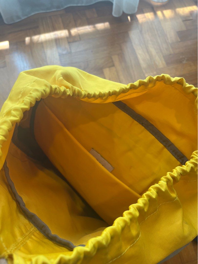 Hellolulu Sutton Drawstring Backpack (Category: Backpacks) located in Singapore. Submitted by chelbells (Listing ID 1269937450, Image 5). Description: Bought years ago, hardly used now. Great day backpack, fits 15” MacBook and super durable. Got me through university :’) As item is slightly heavier, meet up is preferred. 🔸 Normal mail: +$5 🔸 Tracked mail: +$7.