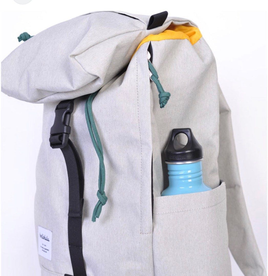 Hellolulu Sutton Drawstring Backpack (Category: Backpacks) located in Singapore. Submitted by chelbells (Listing ID 1269937450, Image 1). Description: Bought years ago, hardly used now. Great day backpack, fits 15” MacBook and super durable. Got me through university :’) As item is slightly heavier, meet up is preferred. 🔸 Normal mail: +$5 🔸 Tracked mail: +$7.