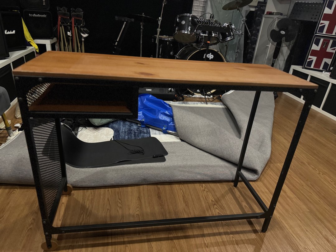 Fjallbo table deals