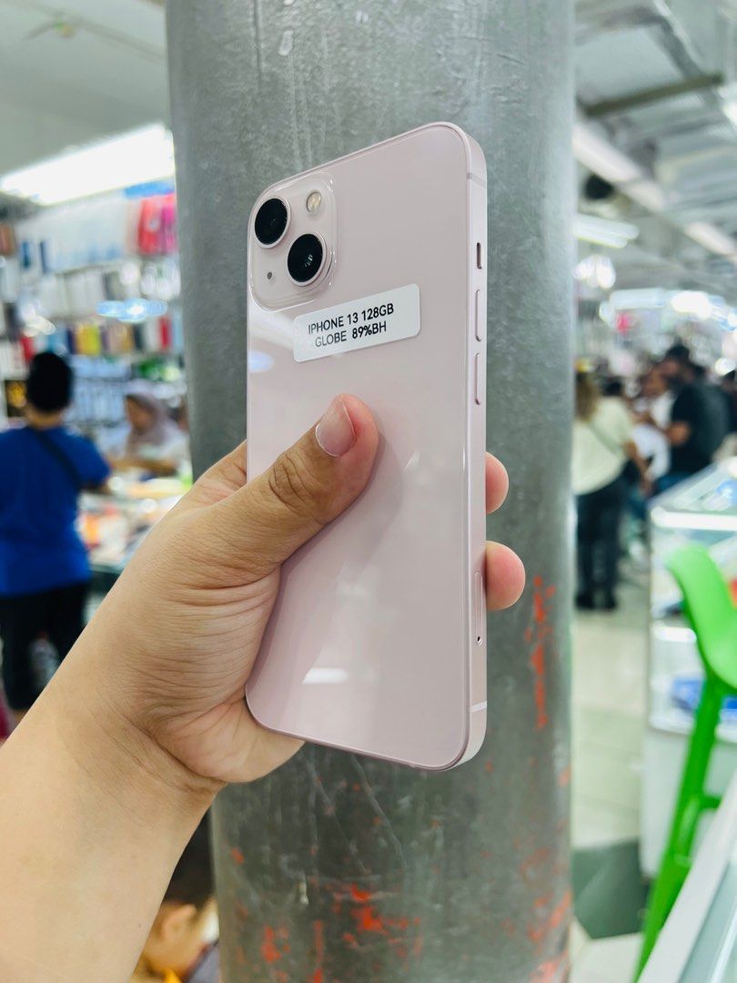 Iphone 13 Globelocked (Category: iPhone 13 Series) located in San Juan City. Submitted by javedsgadgetshop (Listing ID 1269909621, Image 2). Description: OPEN FOR INSTALLMENT VIA CREDIT CARD/GGIVES & SWAP/TRADE-IN! WE BUY AND SELL ( ANYKINDS OF UNIT BINIBILI PO NAMIN)! PTPA : Padelete po f bawal Read ❗️Onhand ‼️ Iphone 13 •128gb •NTC Variant •89% batt health •Globelocked •95% Smoothness •No hidden issue | No Repaired •100% Authentic | Not Refurbi