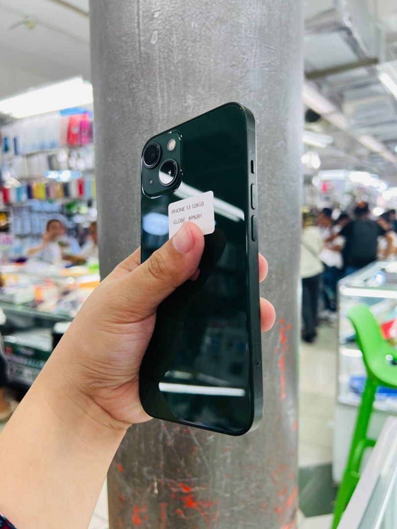 Iphone 13 Globelocked (Category: iPhone 13 Series) located in San Juan City. Submitted by javedsgadgetshop (Listing ID 1269910390, Image 2). Description: OPEN FOR INSTALLMENT VIA CREDIT CARD/GGIVES & SWAP/TRADE-IN! WE BUY AND SELL ( ANYKINDS OF UNIT BINIBILI PO NAMIN)! PTPA : Padelete po f bawal Read ❗️Onhand ‼️ Iphone 13 •128gb •NTC Variant •89% batt health •Globelocked •95% Smoothness •No hidden issue | No Repaired •100% Authentic | Not Refurbi