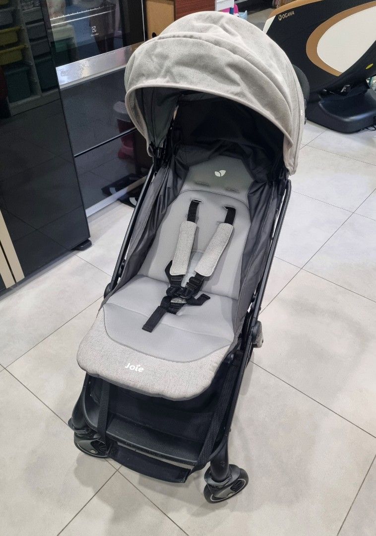Joie hotsell compact pushchair