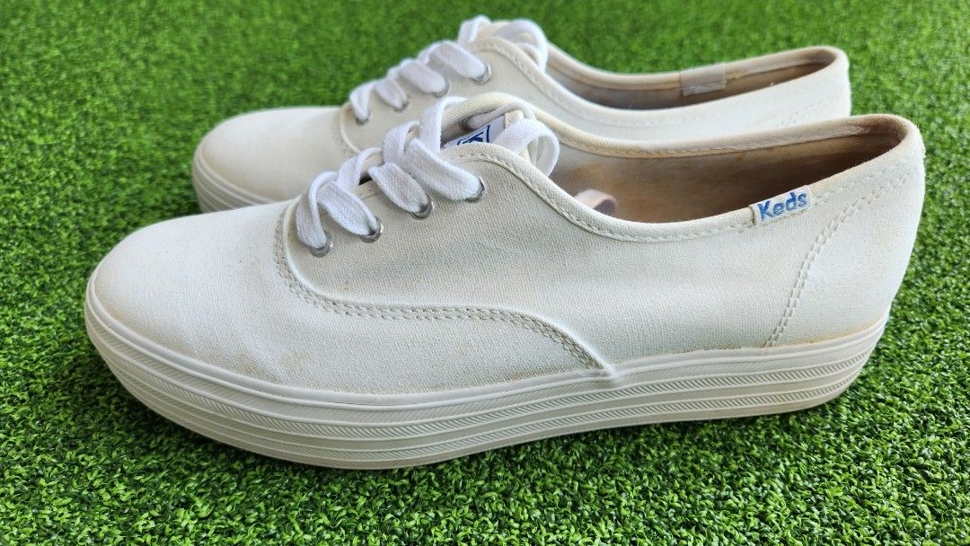 All sale white keds
