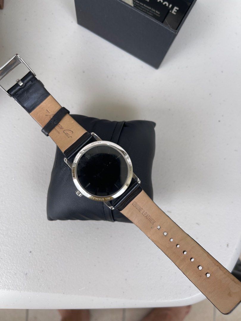 Kenneth Cole Watch (Category: Men's Watches) located in Paranaque City. Submitted by thisisdom (Listing ID 1269944812, Image 3). Description: Needs battery replacement Slightly negotiable.