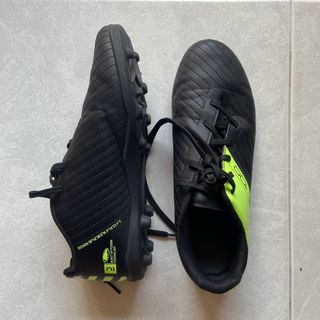Mens football sales boots size 9