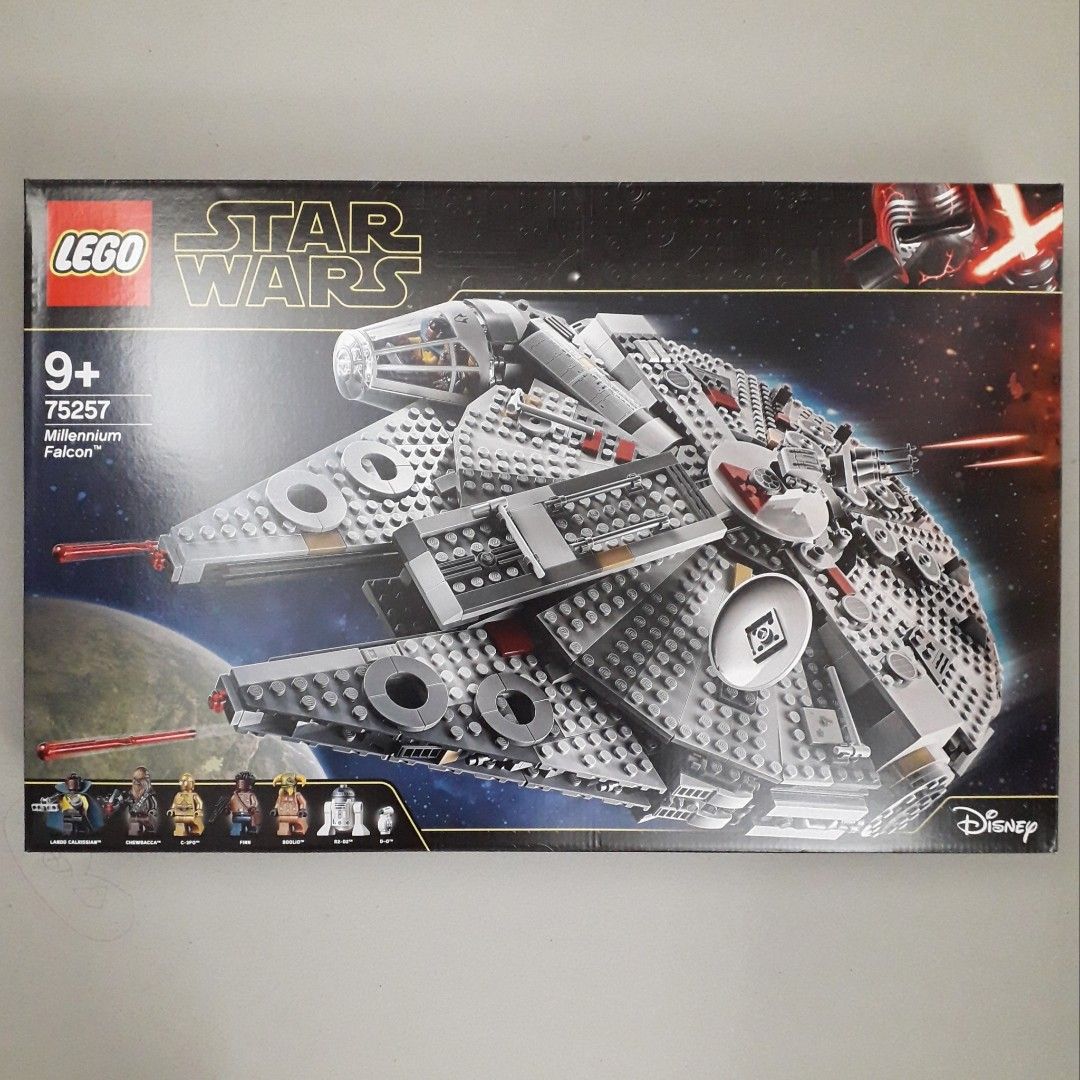 Lego millenium falcon store 2019