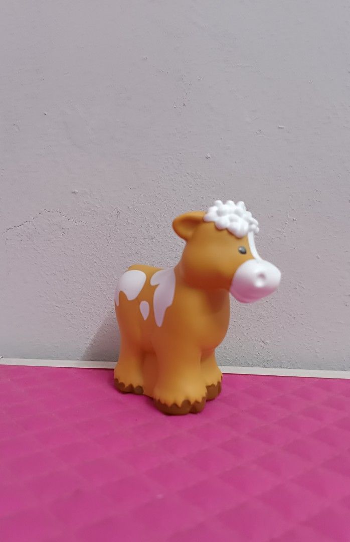 Little People Cow Animal Farm, Hobbies & Toys, Toys & Games on Carousell