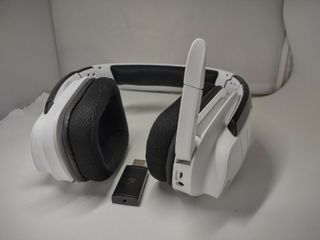Artemis spectrum g933 snow top