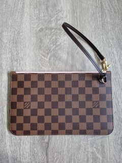 Wrist wallet outlet louis vuitton