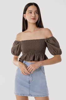 (Category: ) located in . Submitted by wardrobesos (Listing ID 1270012801, Image 1). Description: .