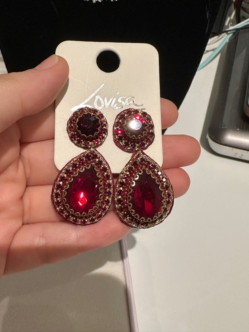 Lovisa + Lovisa Red Drop Ho-Ho Earrings