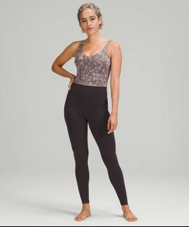 (Category: ) located in . Submitted by shopwithtay (Listing ID 1269914102, Image 1). Description: .