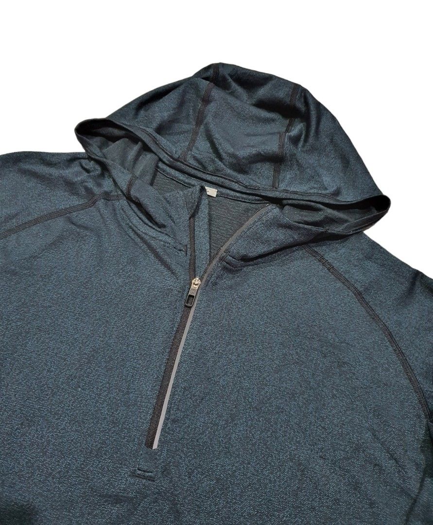 Metal vent tech pullover hoodie store
