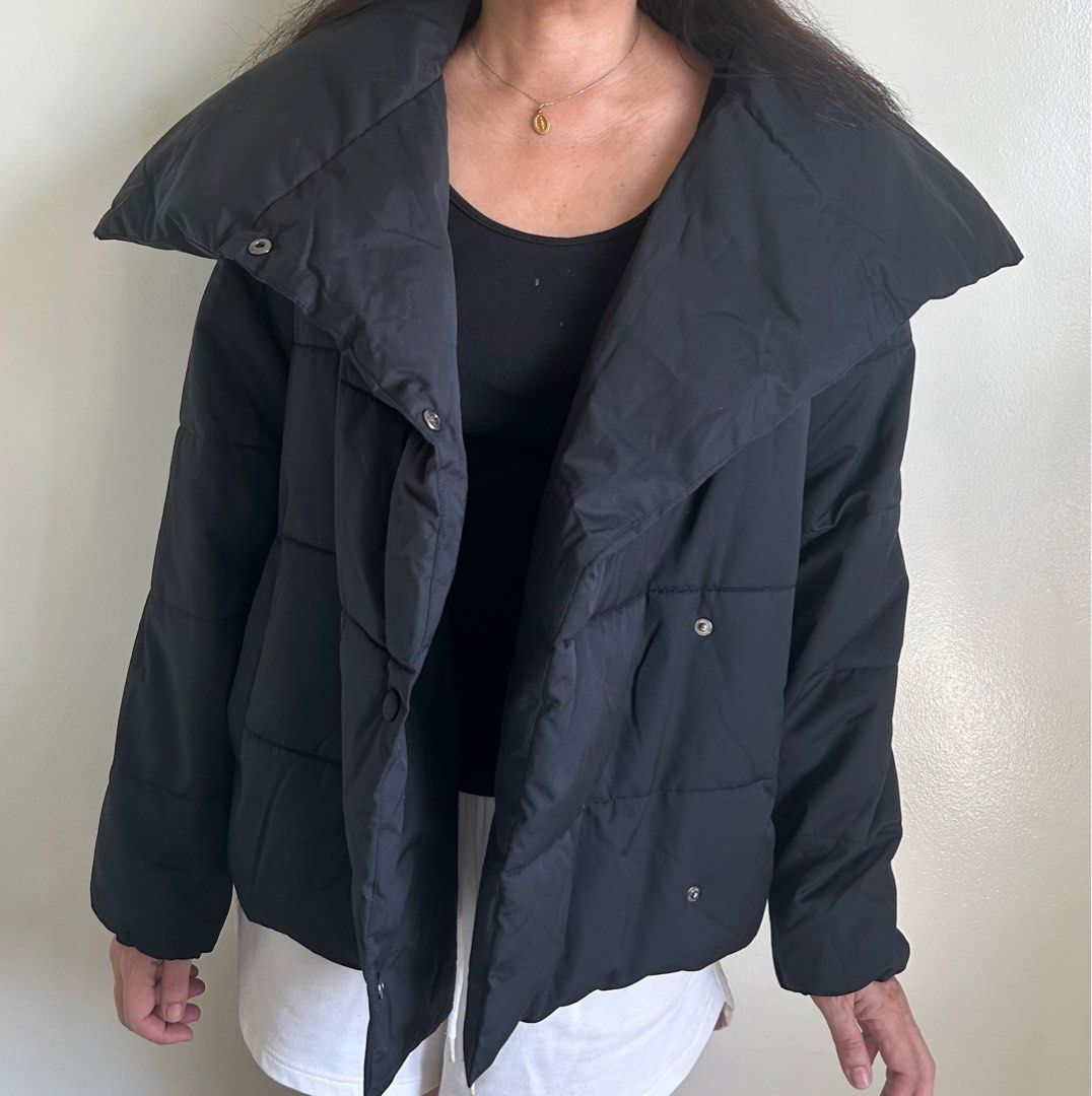 Mango Quilted Puff Coat (Category: Coats, Jackets and Outerwear) located in Quezon City. Submitted by bea30 (Listing ID 1269989301, Image 3). Description: Rfs: closet cleanout. No issues or damages. Rarely used. Best for fall or winter..