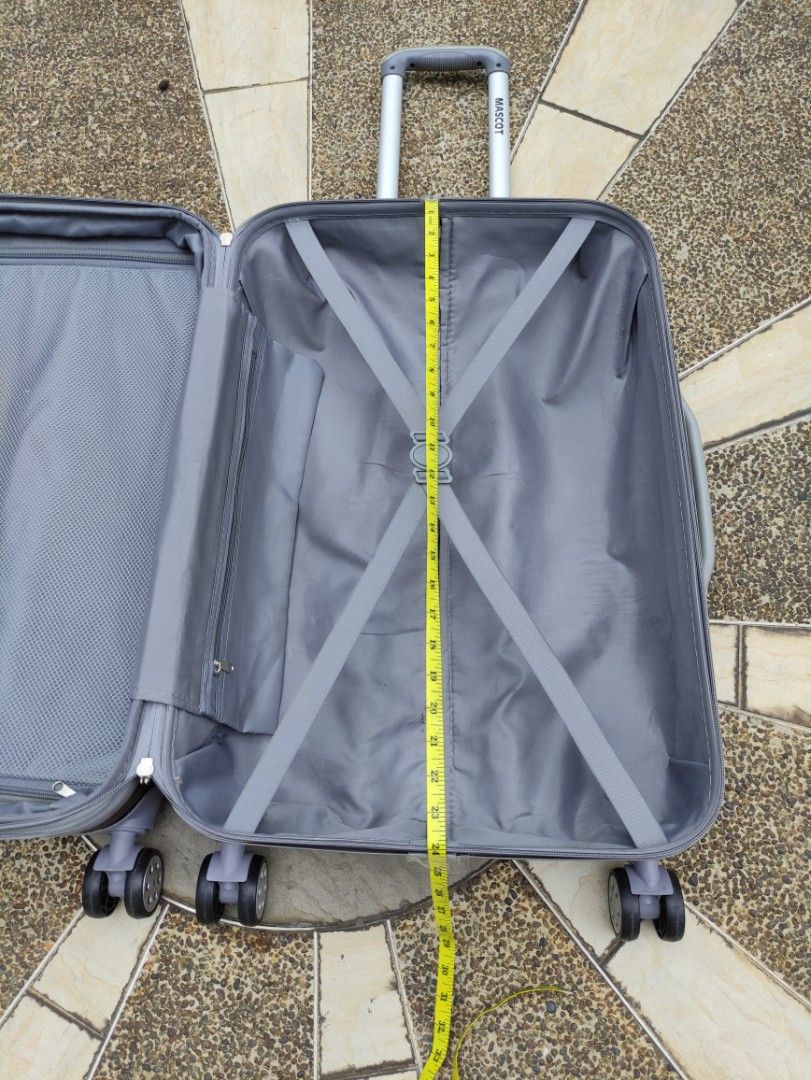 Mascot 8 Spinner Wheels 24 Inches Expandable Travel Luggage