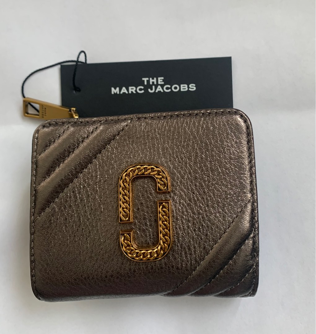 Marc jacobs metallic wallet on sale