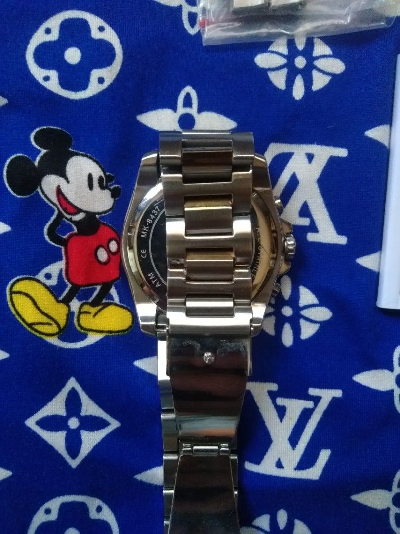 Michael on sale kors 8437