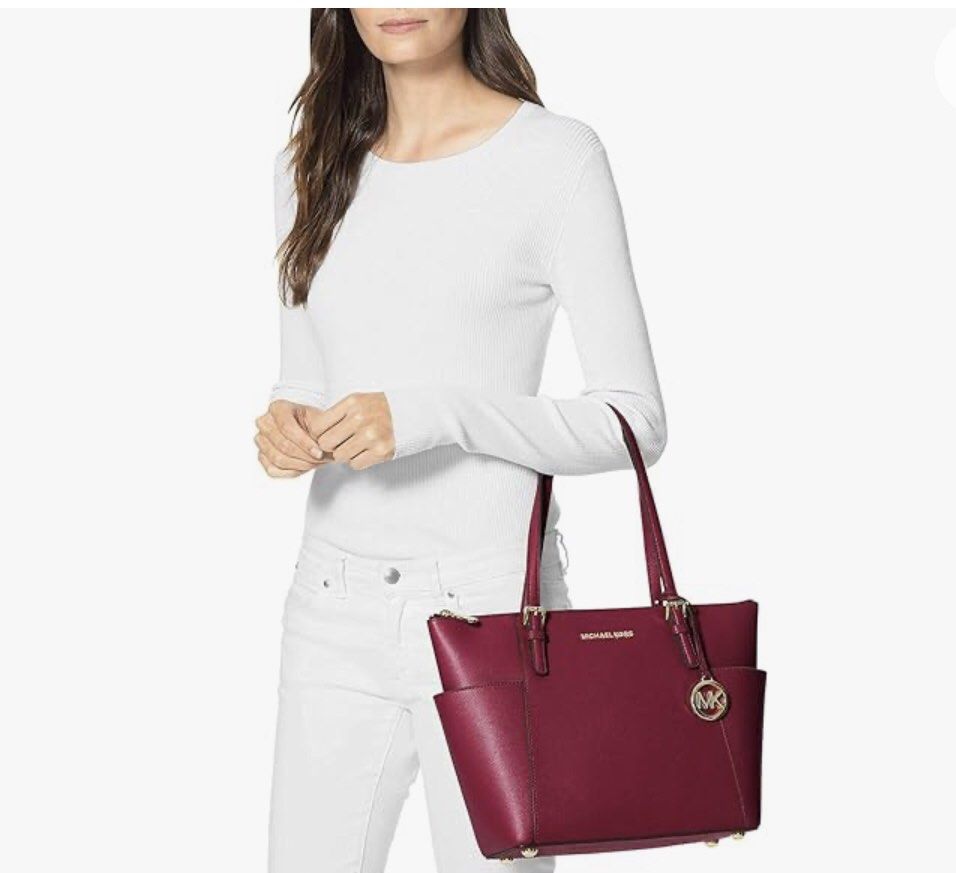 Michael Kors Jet Set Large Crossgrain Leather Tote Barang Mewah