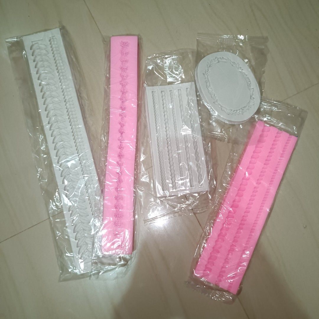 Silicone Molds/Moulds for Baking or Clay (BUNDLE ONLY) (Category: Bakeware) located in Santa Rosa. Submitted by dmrnsm (Listing ID 1270073620, Image 1). Description: - never been opened still on packaging, just stocked only - good for moulding on cakes or for crafting clay - last price fixed 📦Shipping only!🚚 ◽NO MEET UPS ◽LALAMOVE for nearby areas only (location: sta.rosa laguna) ◽J&T EXPRESS - I DO NOT ACCEPT ANY OTHER SUGGESTED BRANCH FOR SHI