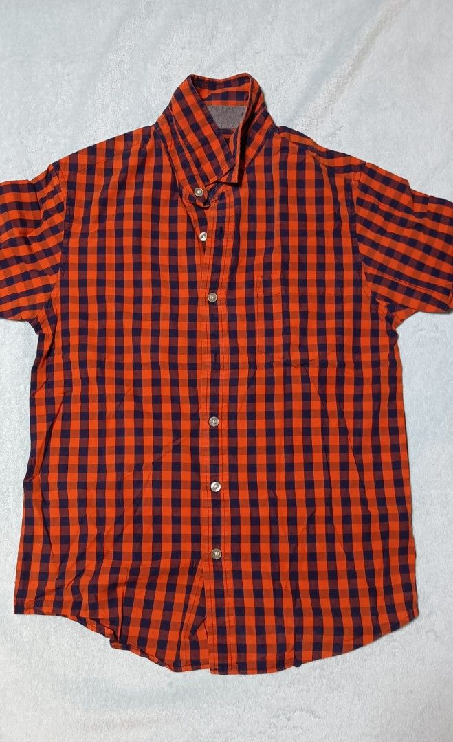 Mossimo Polo (Category: Formal Shirts) located in Manila. Submitted by m4less (Listing ID 1269957550, Image 1). Description: Used twice only XS-M size See photos for details MOP: GCASH/BDO Buyer will shoulder the shipping fee Jnt or LBC.