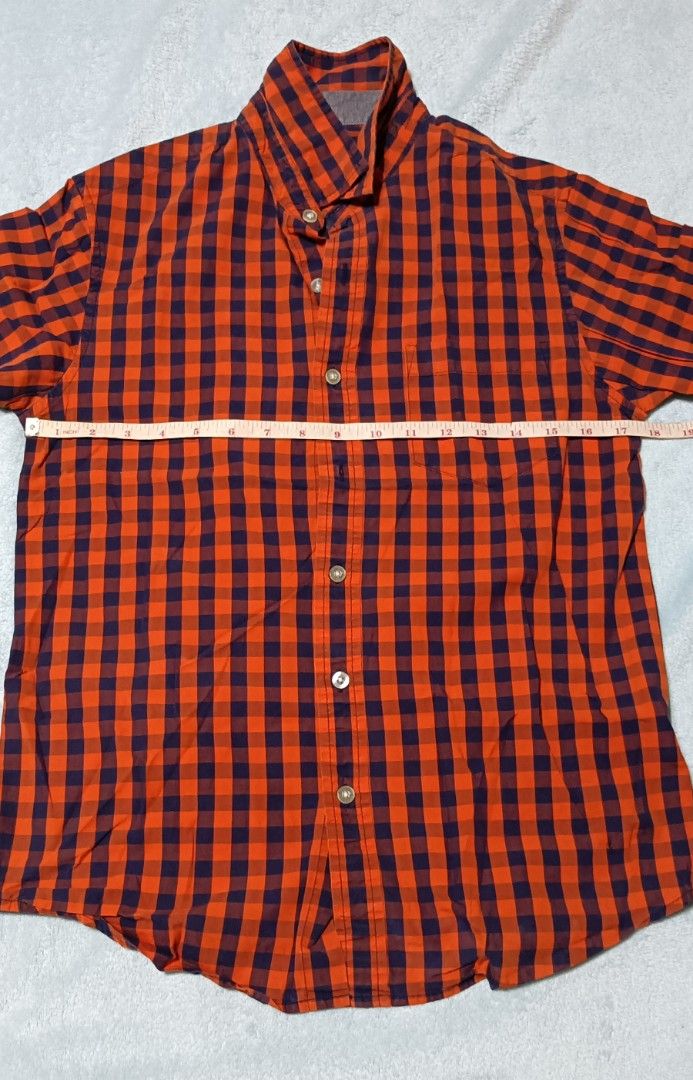 Mossimo Polo (Category: Formal Shirts) located in Manila. Submitted by m4less (Listing ID 1269957550, Image 2). Description: Used twice only XS-M size See photos for details MOP: GCASH/BDO Buyer will shoulder the shipping fee Jnt or LBC.