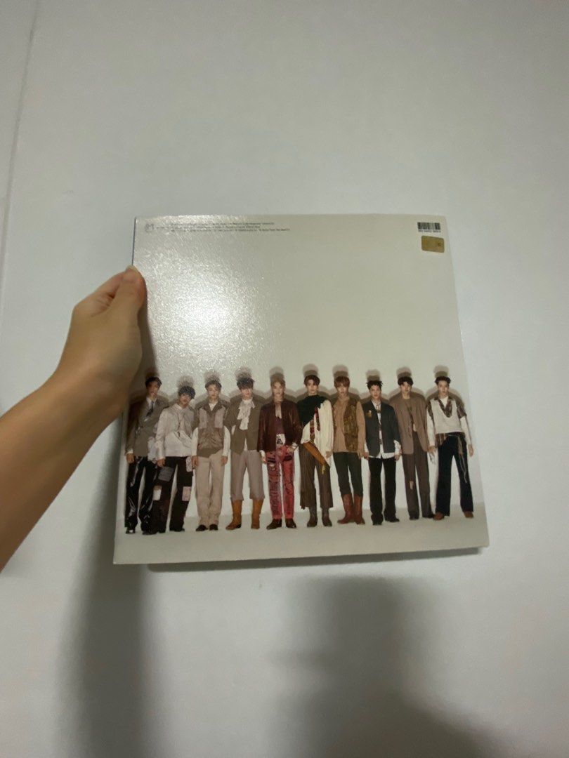 NCT 127 REGULATE The 1st Album Repackaged MARK, Hobbies & Toys