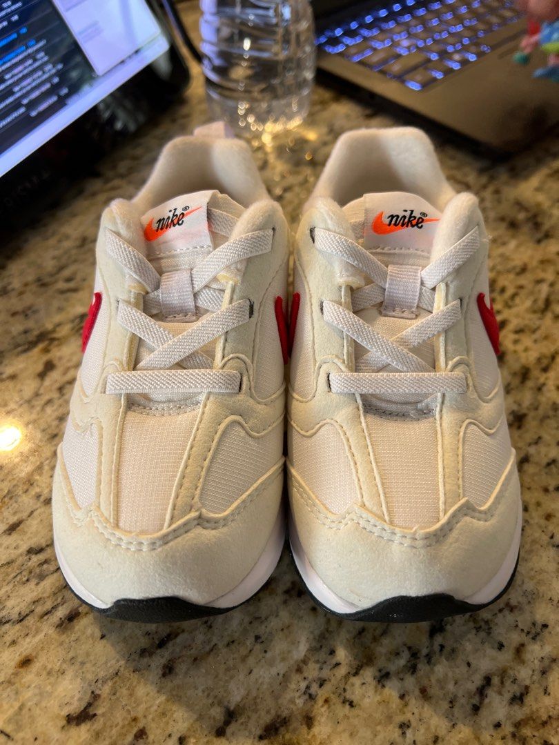 Nike Air Max Dawn TD sz 8C White Photo Blue baby toddler infant children s Babies Kids Babies Kids Fashion on Carousell