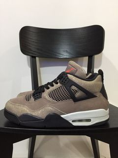 Nike Jordan 4 Taupe Haze