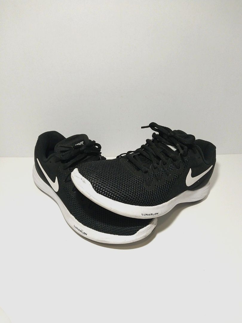 womens nike lunarlon