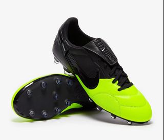 Nike premier singapore top