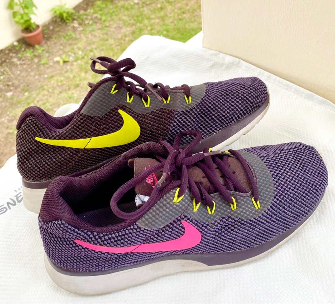 Nike Women s Tanjun Racer Women s Fashion Footwear Sneakers on