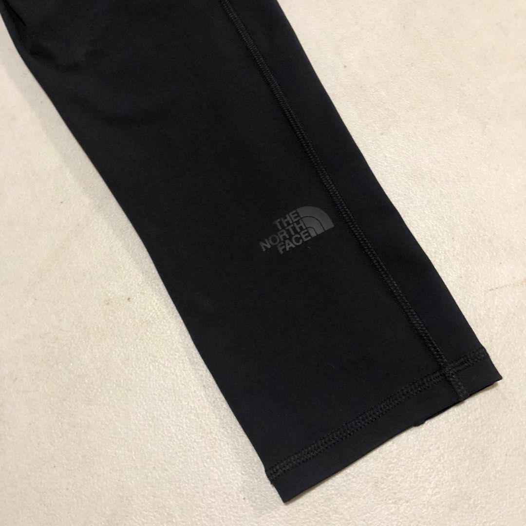North Face Black LeggingsTights Womens Small with Pockets, Women's Fashion,  Bottoms, Other Bottoms on Carousell