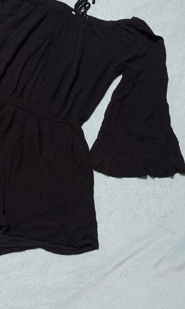 Off Shoulder Romper (Category: Rompers) located in Manila. Submitted by m4less (Listing ID 1269947440, Image 2). Description: Black off shoulder romper short M-XL size Backless Stretchable cloth With 2 side pockets Waist stretch up to 36 inches MOP: GCASH/BDO Buyer will shoulder the shipping fee Jnt or LBC.