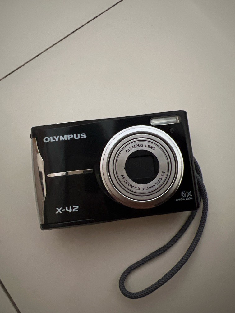 Olympus X42 Digital Camera, Photography, Cameras on Carousell