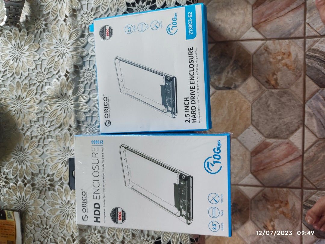 Orico 2.5in Enclosure HDD SATA 10gbps clear (Category: Computer Parts) located in Antipolo. Submitted by fantazma_23 (Listing ID 1269912376, Image 2). Description: Orico 2.5 HDD SATA Enclosure clear 10gbps Brand new 2pcs 1000+sf FIXED sales price na yan.