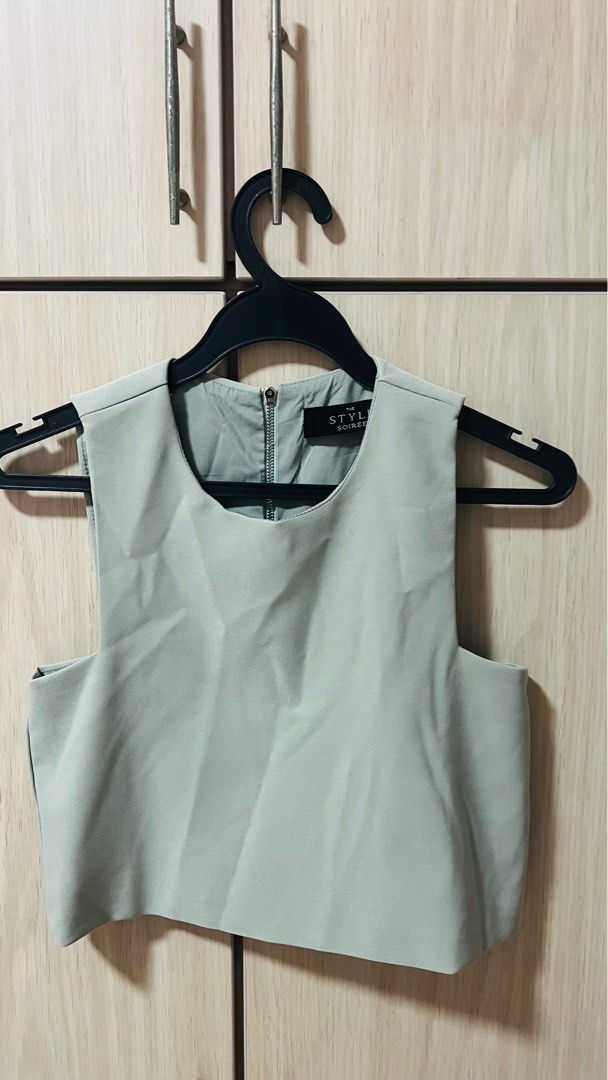 Pastel Green Top, Women's Fashion, Tops, Sleeveless on Carousell